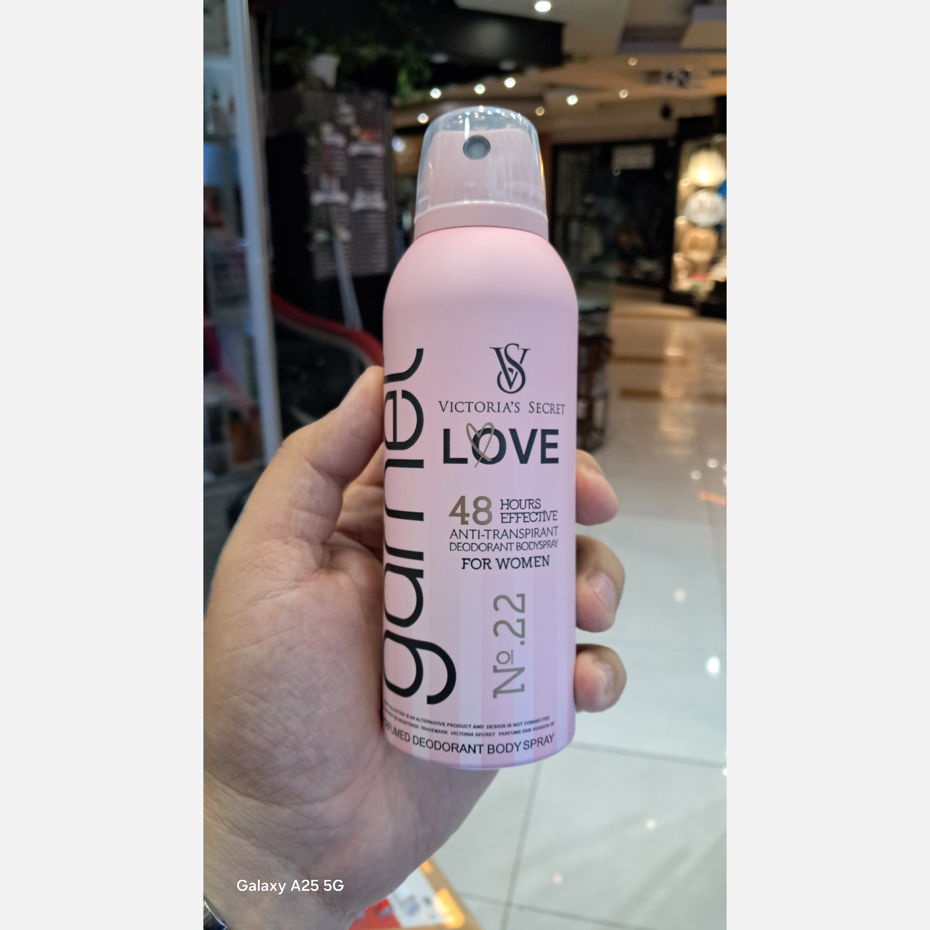 اسپری ضدتعریق گارنت ویکتوریا سکرت لاو Victoria secret love