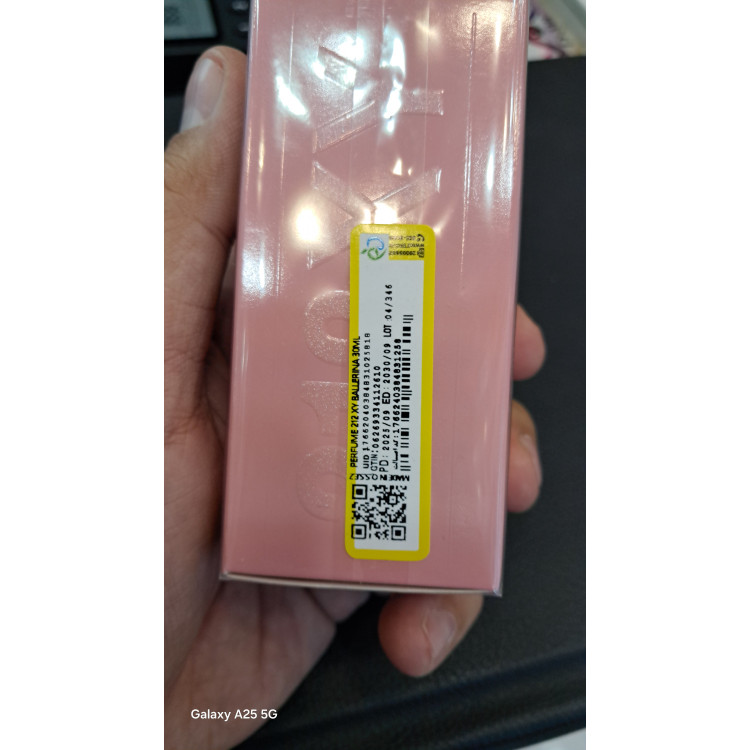 ادکلن 212xy صورتی بالرینا 30میل